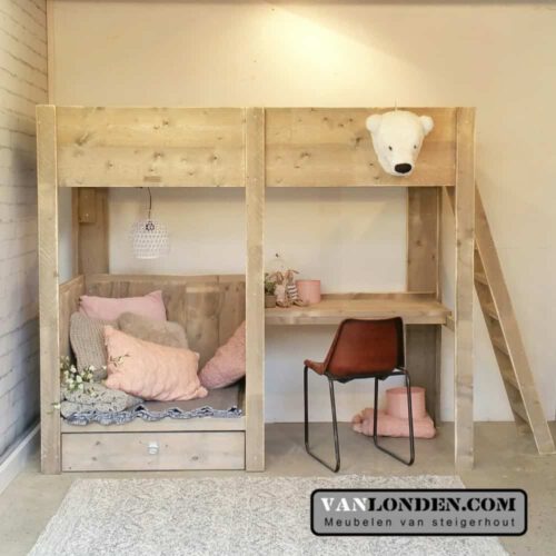 Steigerhouten hoogslaper met bureau Celine (Steigerhouten hoogslapers) Steigerhouten hoogslaper met bureau Celine (Steigerhouten hoogslapers)