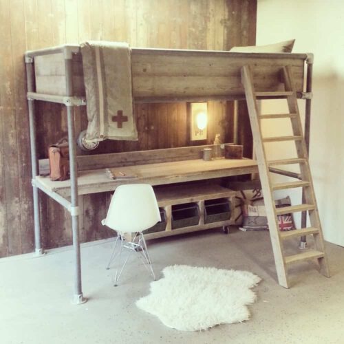 Steigerhouten hoogslaper met bureau Noah (Steigerhouten hoogslapers) Steigerhouten hoogslaper met bureau Noah (Steigerhouten hoogslapers)
